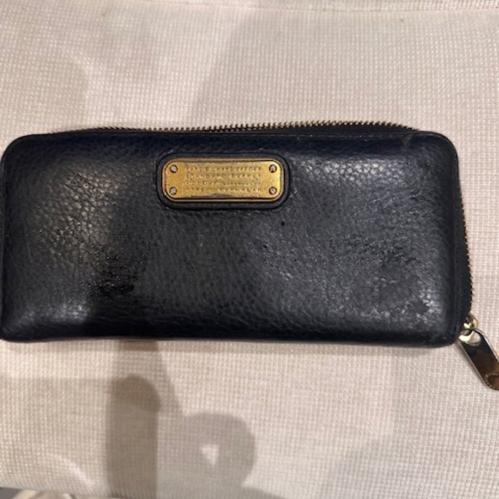 Marc Jacobs wallet
